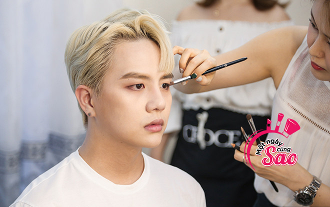 Một Ngày Cùng Sao: Muốn sắm vai phản diện, Duy Khánh ZhouZhou sợ fan 'bị sốc' với mặt mộc Ảnh 2