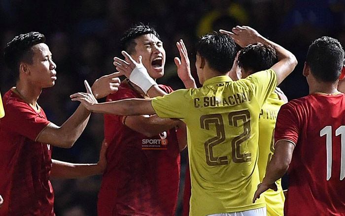 1,3 triệu người xem cùng lúc đội tuyển Việt Nam đè bẹp Thái Lan tại King's Cup 2019 trên YouTube Ảnh 2