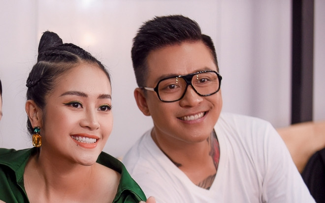 Từng ngậm ngùi bị Tuấn Hưng trêu 'chưa lấy được chồng', 10 ngày nữa - MC Phí Linh đám cưới! Ảnh 2