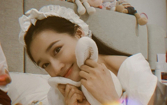 Nhã Phương vừa tung 'thính', fan đã 'mắc câu' rần rần: ‘Chị xinh lắm chị hiểu hông’ Ảnh 2