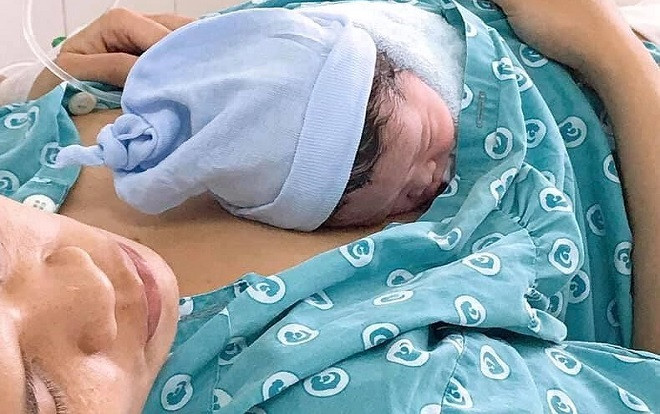 Sản phụ đẻ rơi con thứ 5 trên đường đến bệnh viện ở Sài Gòn Ảnh 2