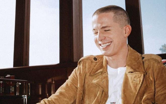 Charlie Puth xuống tóc gây chú ý: Sau loạt sự cố vạ miệng, anh đã có thể an yên comeback? Ảnh 2