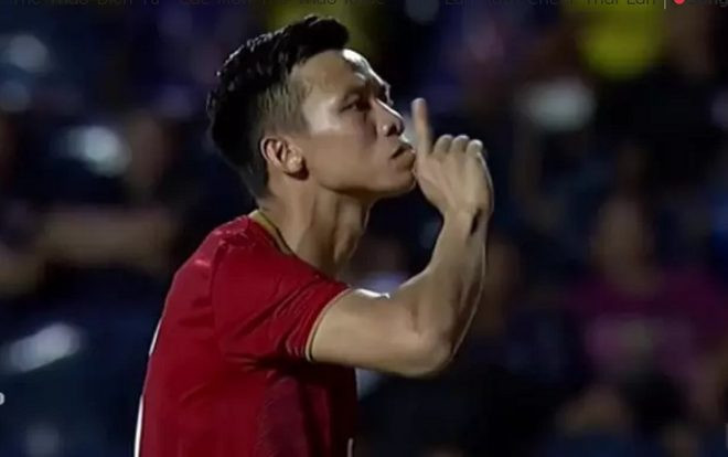 Báo Thái Lan giải mã hành động ra dấu im lặng của Quế Ngọc Hải sau cú sút penalty Ảnh 2