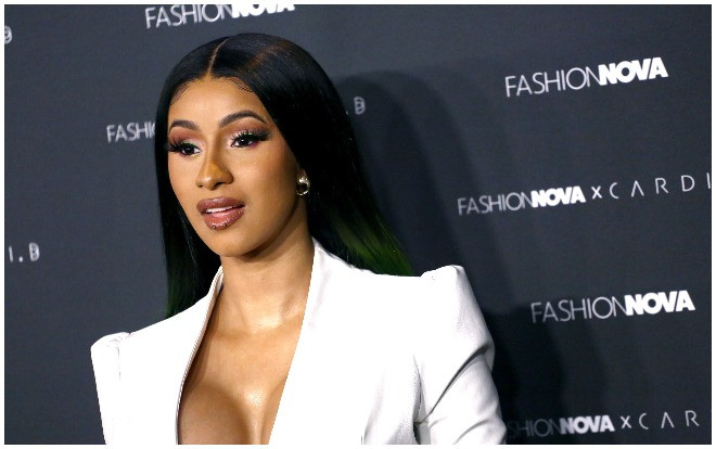 Cardi B gây sốc vì đôi chân sưng phù di chứng vì nghiện phẫu thuật thẩm mỹ Ảnh 2