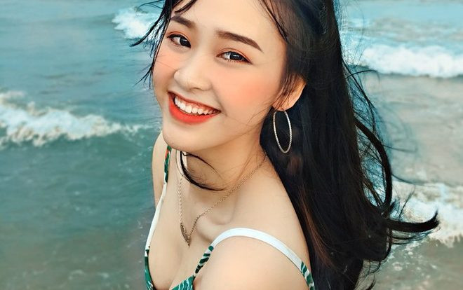 Hoa khôi sinh viên xứ Nghệ gây thương nhớ với nụ cười trong veo chỉ với một bức ảnh bikini cực kỳ đáng yêu Ảnh 2