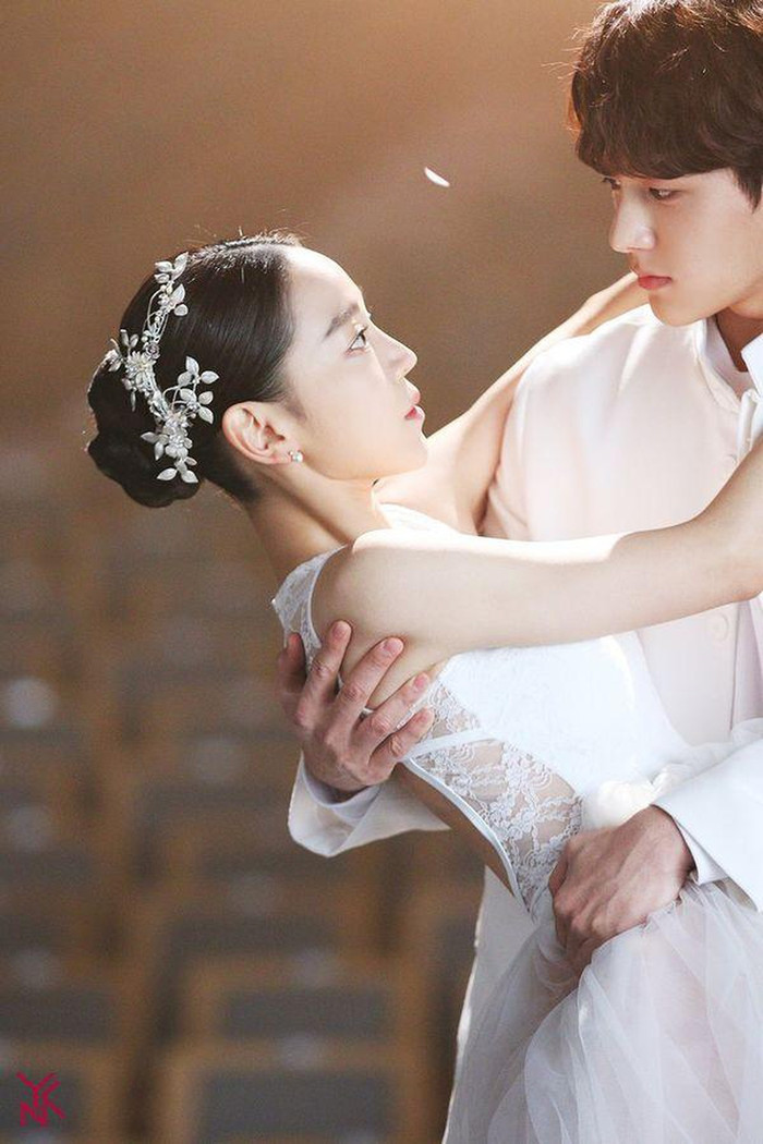 Sau khi nhận giải tại Asia Model Award, L (INFINITE) cám ơn fan và tiết lộ dự định năm 2019