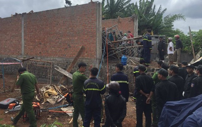 Chủ thầu tử vong, 1 thợ xây bị thương nặng do sập giàn giáo ở Gia Lai Ảnh 2