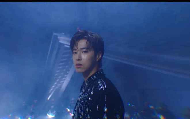 Yunho (TVXQ) trở lại với MV 'Follow': Màn tái xuất đã mắt đã tai từ mảnh ghép của 'những vị thần phương Đông' Ảnh 2