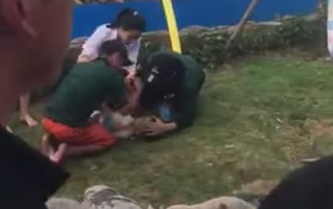 Bé trai hơn 2 tuổi bị đuối nước ở công viên nước hiện đại nhất Thủ đô đã tử vong Ảnh 2