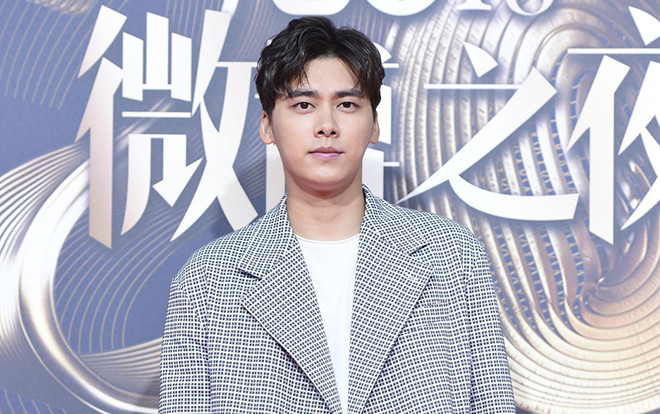 Fan rời khỏi FC vì Lý Dịch Phong nhận vai chính trong phim huyền huyễn ngôn tình 'Kính song thành' Ảnh 2