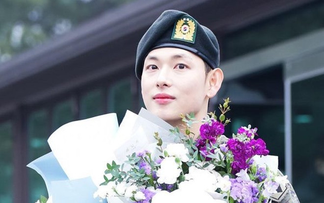 Im Siwan (ZE:A) bị tố nghỉ phép 123 ngày trong quân đội: Hình tượng hoàn hảo đổ vỡ sau 9 năm ra mắt? Ảnh 2