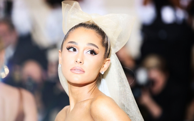 Ariana Grande hùng hổ 'xưng vương', khẳng định chẳng cần tranh giành với bất kỳ ai? Ảnh 2