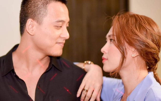 Giữa tin đồn yêu đương, Mỹ Tâm cùng Mai Tài Phến xuất hiện trong tiệc mừng Chị trợ lý của anh Ảnh 2