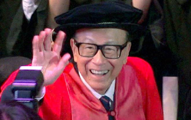 Tỷ phú giàu nhất Hồng Kông quyên góp hơn 57 triệu USD học phí cho sinh viên Ảnh 2