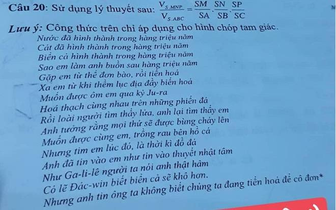 Thầy giáo dạy Toán bắt 'trend' cực nhanh, in cả lời bài hát mới nhất của Đen Vâu vào đề thi thử khiến học sinh thích thú vô cùng Ảnh 2
