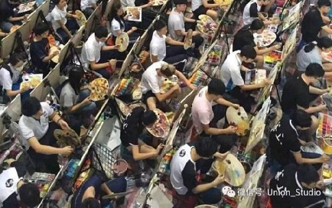 Chật kín thí sinh trong kỳ thi năng khiếu của Học viện Nghệ thuật tại Trung Quốc khiến nhiều người choáng ngợp Ảnh 2