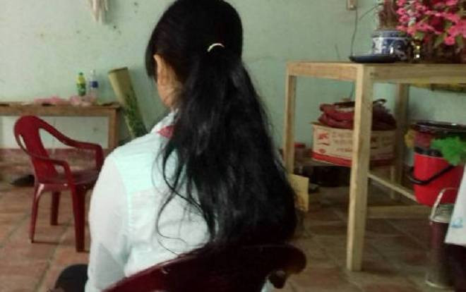 Thiếu nữ 16 tuổi tố ông chủ tiệm salon tóc cưỡng hiếp khi đi gội đầu Ảnh 2