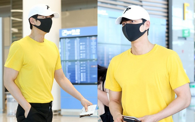 Gong Yoo đi dép kẹp, lộ thân hình vạm vỡ tại sân bay sau khi dự sự kiện cùng Ngô Diệc Phàm Ảnh 2