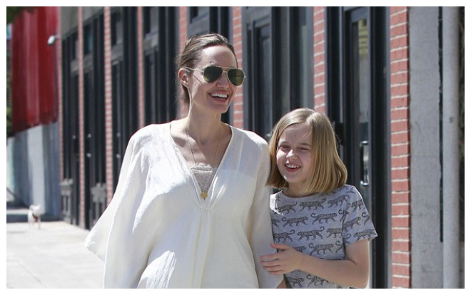 Mới ngày nào còn núp sau lưng mẹ nay con gái út của Angelina Jolie đã lớn phổng phao, nét nào cũng đỉnh cao rạng ngời Ảnh 2