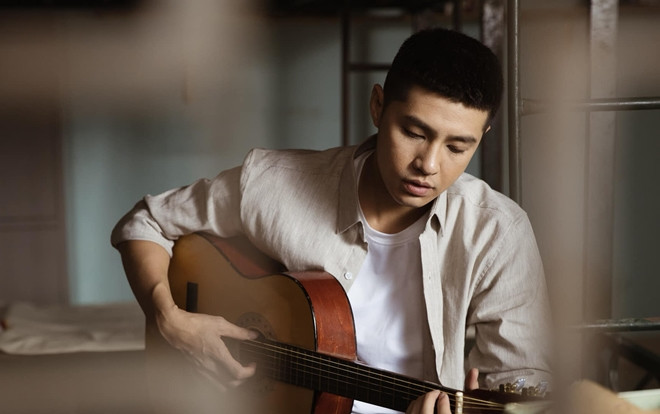 Bạn biết chưa: Câu chuyện về hai cậu bé đội nắng 'mời show' Noo Phước Thịnh và hành động bất ngờ của nam ca sĩ! Ảnh 2