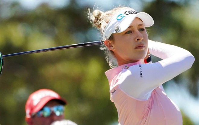 'Biểu tượng sắc đẹp' của làng Golf gây sốt với vẻ đẹp triệu người mê Ảnh 2