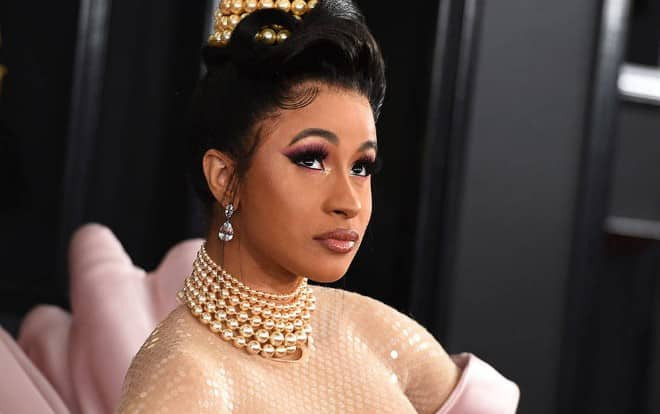 Giữa ồn ào kiện cáo, Cardi B thông báo ra mắt MV 'Press' với nội dung sặc mùi đáp trả? Ảnh 2