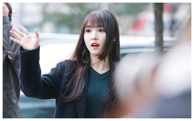 5 nữ idol Kpop chinh phục ngon ơ kiểu tóc Hime - công chúa Nhật Bản nổi tiếng 'kén mặt' Ảnh 2