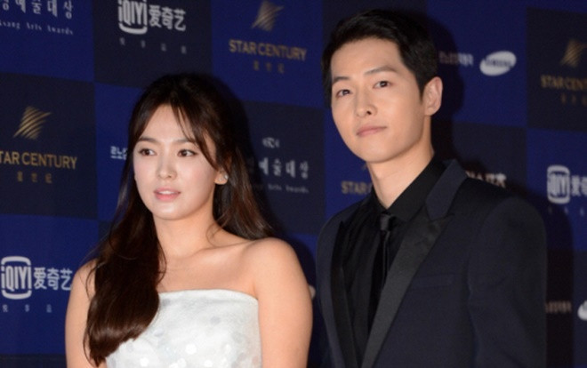 Song Hye Kyo - Song Joong Ki ly hôn: Hàng xóm tiết lộ cặp đôi ly thân và sống riêng vài tháng nay Ảnh 2