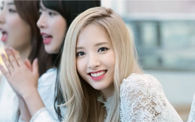Bona (Cosmic Girls) đã từng tiết lộ phẫu thuật thẩm mĩ trên sóng radio Ảnh 2
