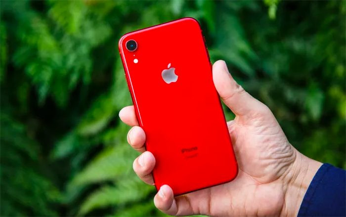 5 smartphone pin 'trâu' đáng mua nhất ở thời điểm hiện tại Ảnh 2