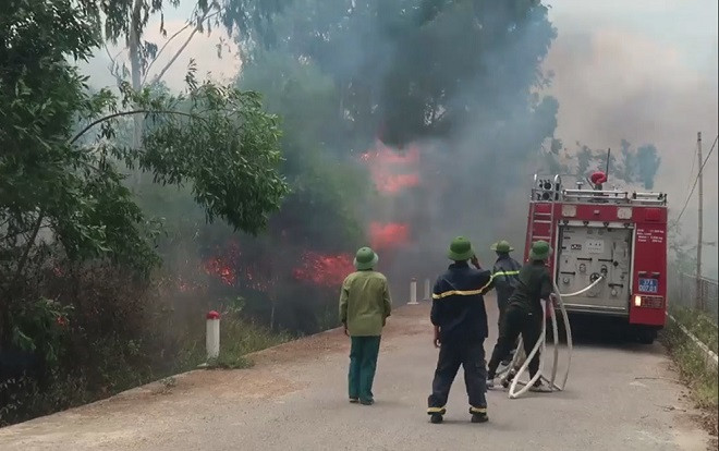 Nghệ An: Một phụ nữ tử vong khi tham gia chữa cháy Ảnh 2