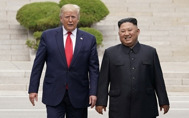 Cuộc gặp phá vỡ mọi chuẩn mực ngoại giao của Trump - Kim Ảnh 2