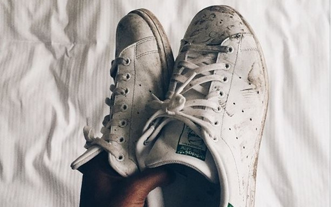 Nhà sư Thái Lan gây tranh cãi khi bắt học sinh ngậm giày để 'rèn đức tính tốt' Ảnh 2