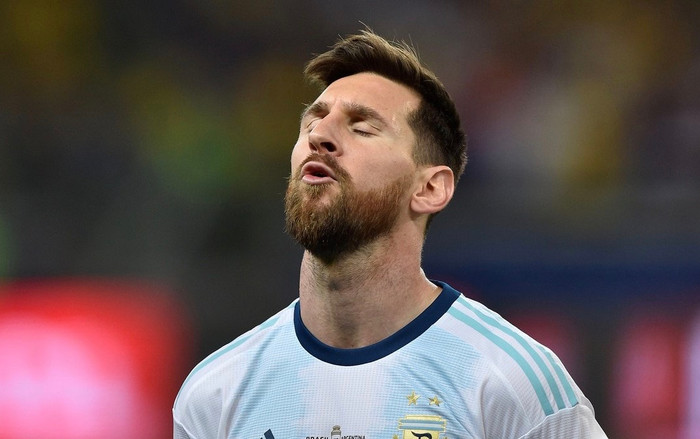 Xin đừng tiếp tục lấy Ronaldo để dìm Messi Ảnh 2