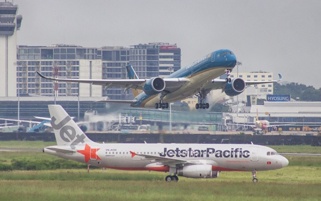 Huỷ nhiều chuyến bay do ảnh hưởng của cơn bão số 2 Ảnh 2