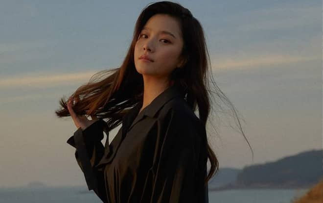 Lặng lẽ comeback, nữ ca sĩ này vẫn vượt qua hàng loạt cái tên đình đám để 'diệt gọn' các BXH lớn ở Hàn Quốc Ảnh 2