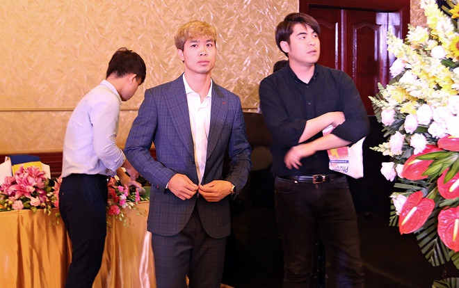 Phỏng vấn độc quyền Lee Dong-jun: 'Công Phượng đi Bỉ quan trọng với ĐNÁ, người Việt Nam cần tự hào' Ảnh 2