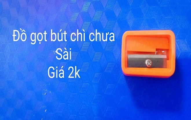 ‘Phũ’ như tụi học sinh, vừa thi xong đã thanh lý hết đồ dùng học tập: ‘Gọt bút chì 2k’, ‘Cục tẩy mẹ mới mua 1k’ Ảnh 2