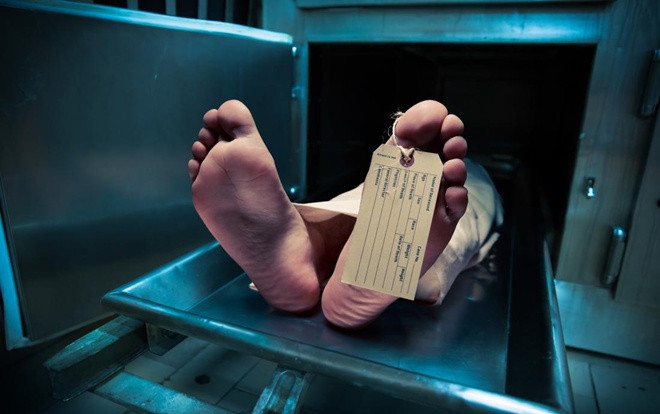 Suýt bị đem đi chôn, thanh niên bất ngờ cử động tay chân Ảnh 2