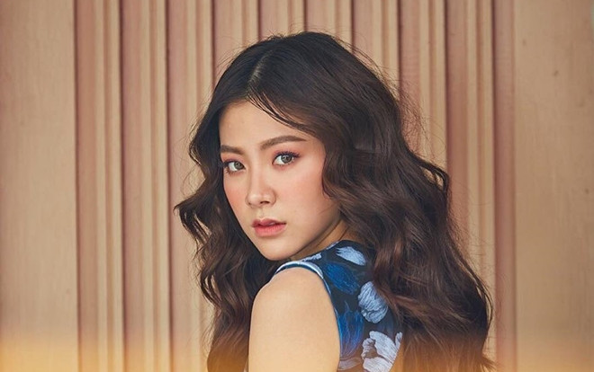 Những hình ảnh chứng minh nhan sắc đỉnh cao của nữ chính 'Chiếc lá cuốn bay' Baifern Pimchanok! Ảnh 2