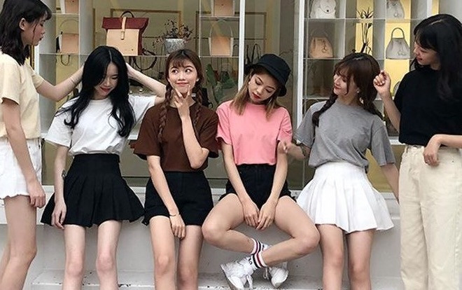 5 hot instagram Việt mặc gì cũng khiến chị em sốt xình xịch chạy theo Ảnh 2