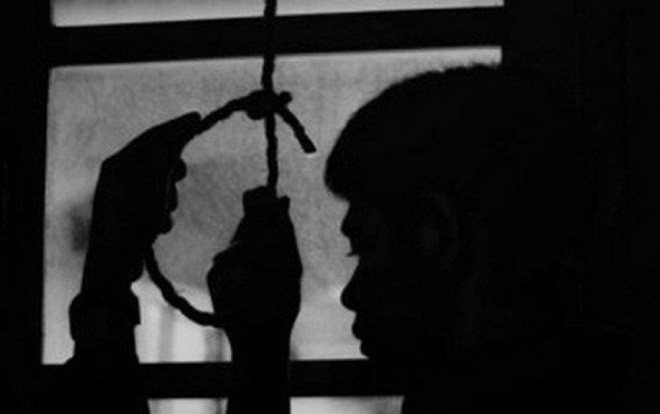 Tự ái vì chủ quán từ chối bán nợ bia, thiếu niên 14 tuổi về nhà treo cổ tự tử Ảnh 2