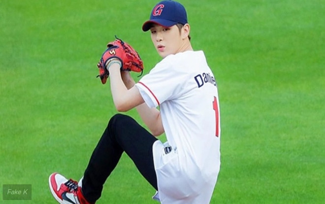 Netizens phát hiện ra rằng nếu các thành viên Wanna One ném bóng thì các đội bóng chày sẽ luôn giành chiến thắng! Ảnh 2