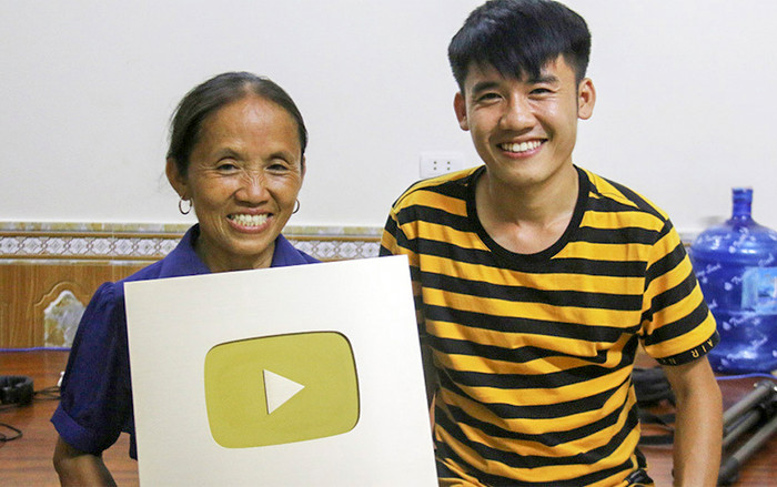 Bà Tân Vlog thừa nhận 'lỗ nặng' vì chưa nhận được đồng nào từ YouTube Ảnh 2