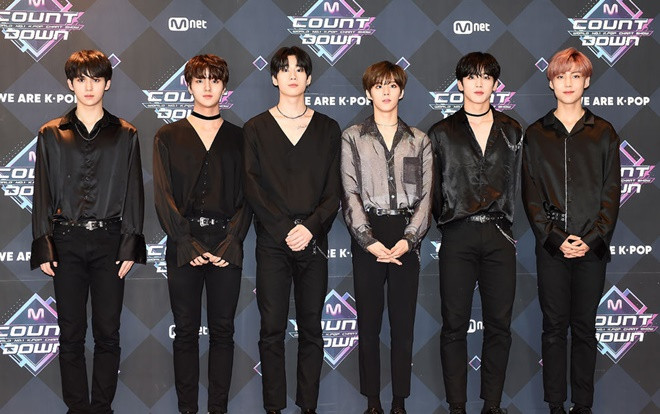 30 thực tập sinh 'Produce X 101' đổ bộ thảm đỏ 'M Countdown', Choi Byung Chan vắng mặt Ảnh 2