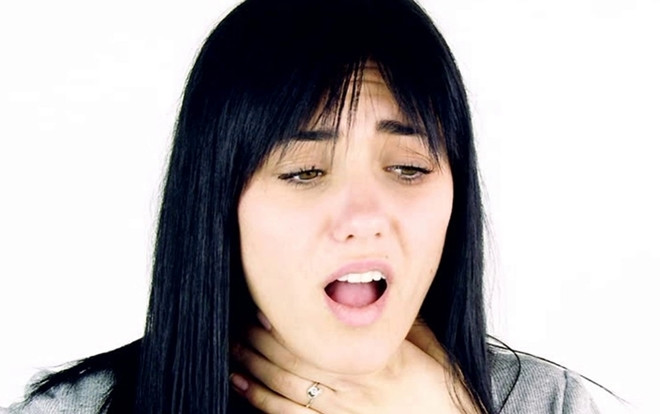 Người phụ nữ đột nhiên mất giọng 12 năm liền và nguyên nhân khó tin nổi Ảnh 2