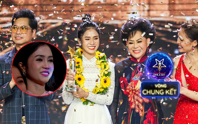 Khoảnh khắc đẹp: Phương Anh rơi nước mắt nhìn em gái Phương Ý đăng quang Thần tượng Bolero 2019 Ảnh 2