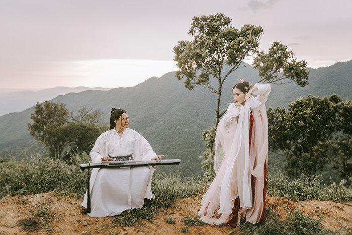 Dược sĩ Tiến - Đoàn Di Băng ra mắt MV 'Độ ta không độ nàng' với cốt truyện đẫm nước mắt
