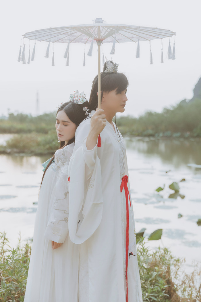 Dược sĩ Tiến - Đoàn Di Băng ra mắt MV 'Độ ta không độ nàng' với cốt truyện đẫm nước mắt