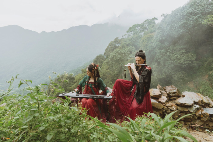 Dược sĩ Tiến - Đoàn Di Băng ra mắt MV 'Độ ta không độ nàng' với cốt truyện đẫm nước mắt